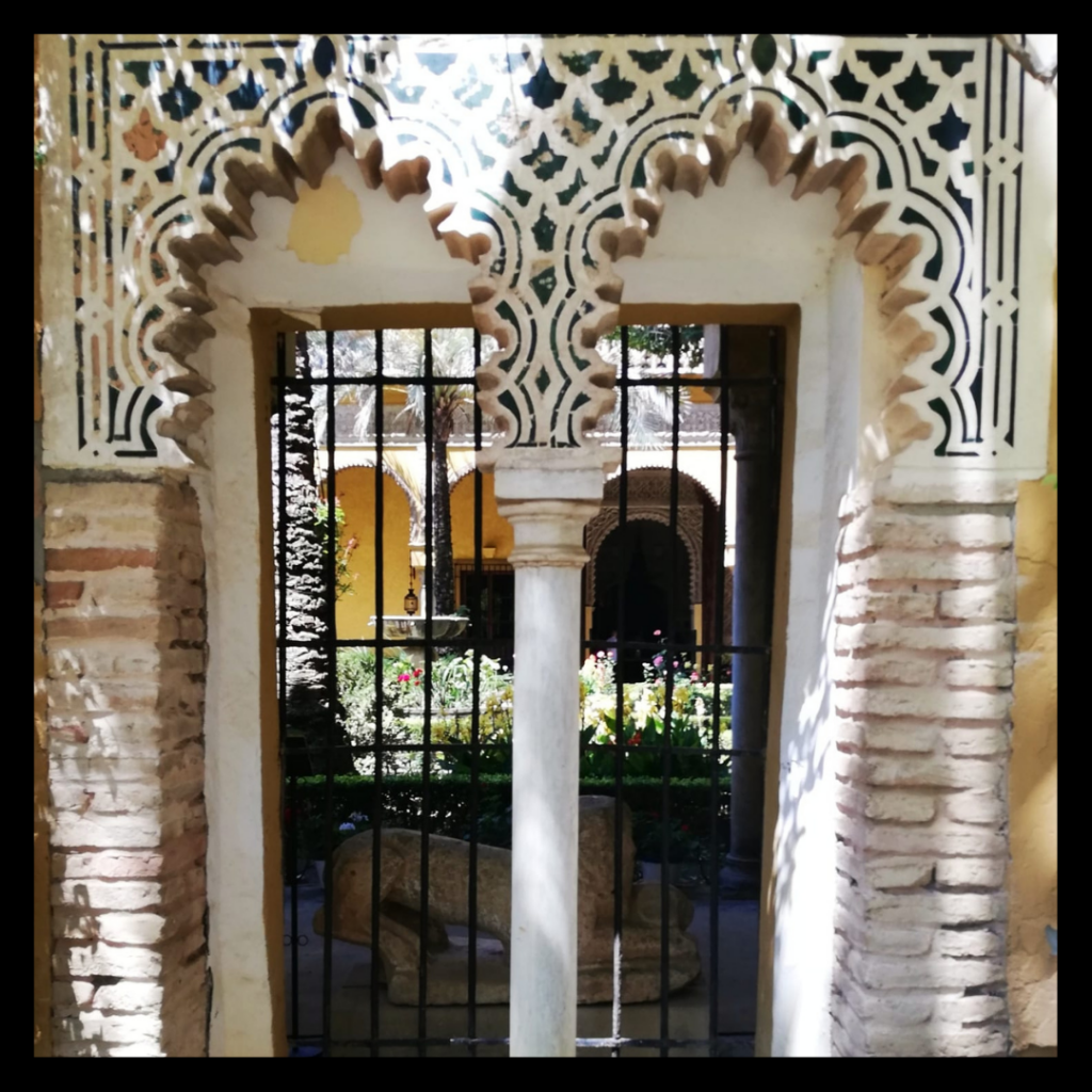 Courtyard in Dueñas palace